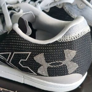 Under Armour Brigade XC 2 Spikeless Men's 9.6